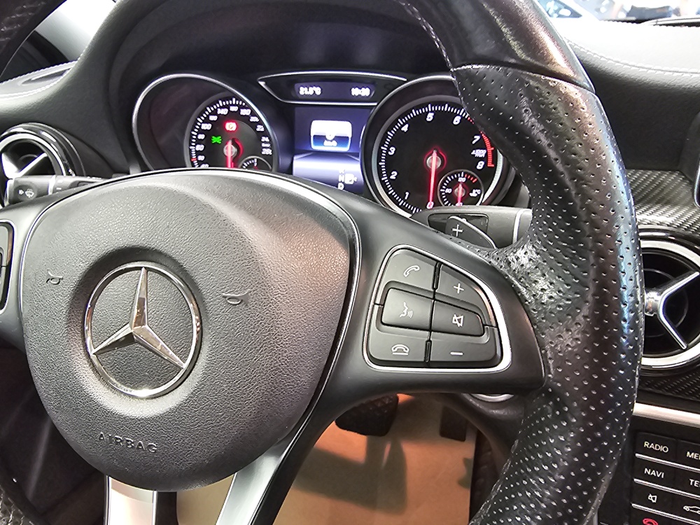 Mercedes-Benz GLA 200  bei Hoffmann Automobile in Wolfsburg kaufen und sofort mitnehmen - Bild 16