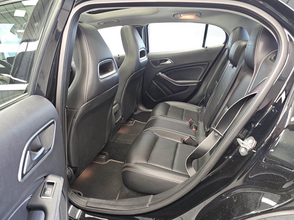 Mercedes-Benz GLA 200  bei Hoffmann Automobile in Wolfsburg kaufen und sofort mitnehmen - Bild 7