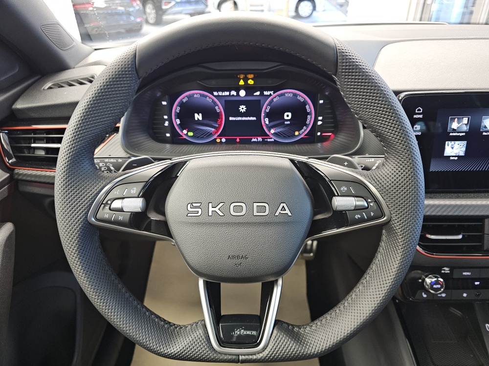 Skoda Kamiq  bei Hoffmann Automobile in Wolfsburg kaufen und sofort mitnehmen - Bild 24