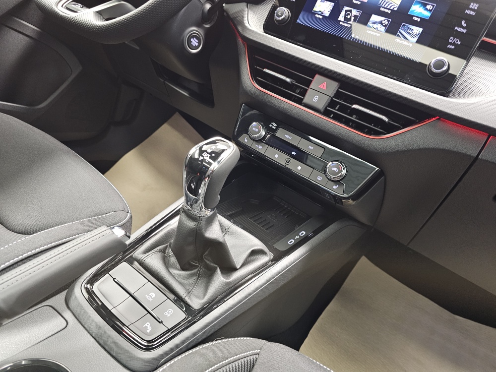 Skoda Kamiq  bei Hoffmann Automobile in Wolfsburg kaufen und sofort mitnehmen - Bild 10