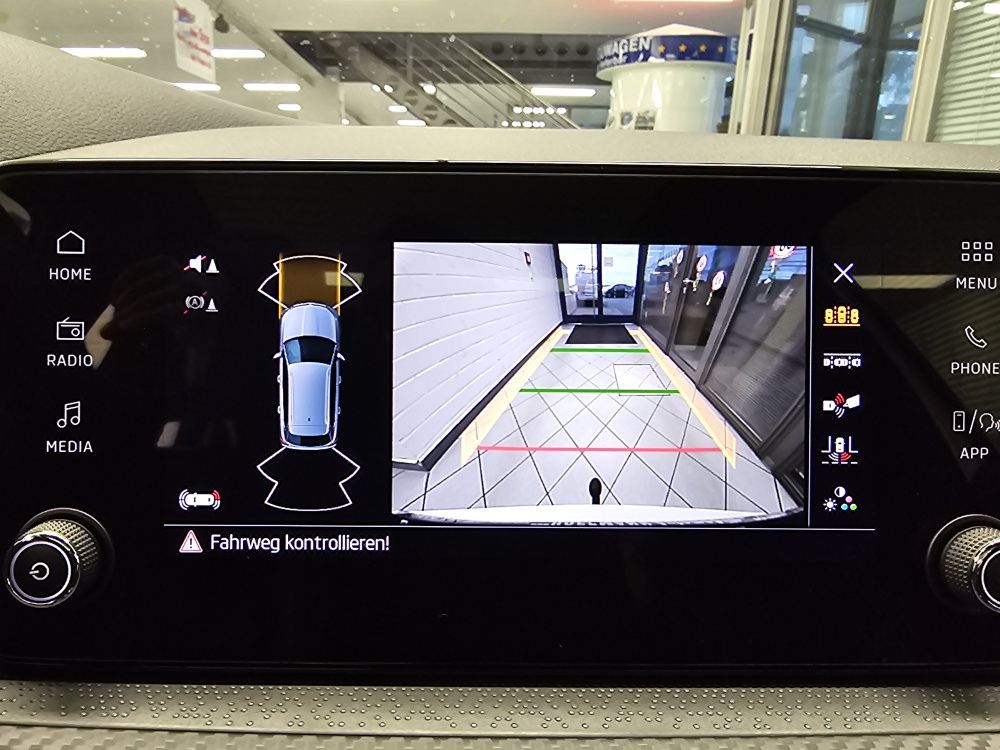 Skoda Kamiq  bei Hoffmann Automobile in Wolfsburg kaufen und sofort mitnehmen - Bild 19