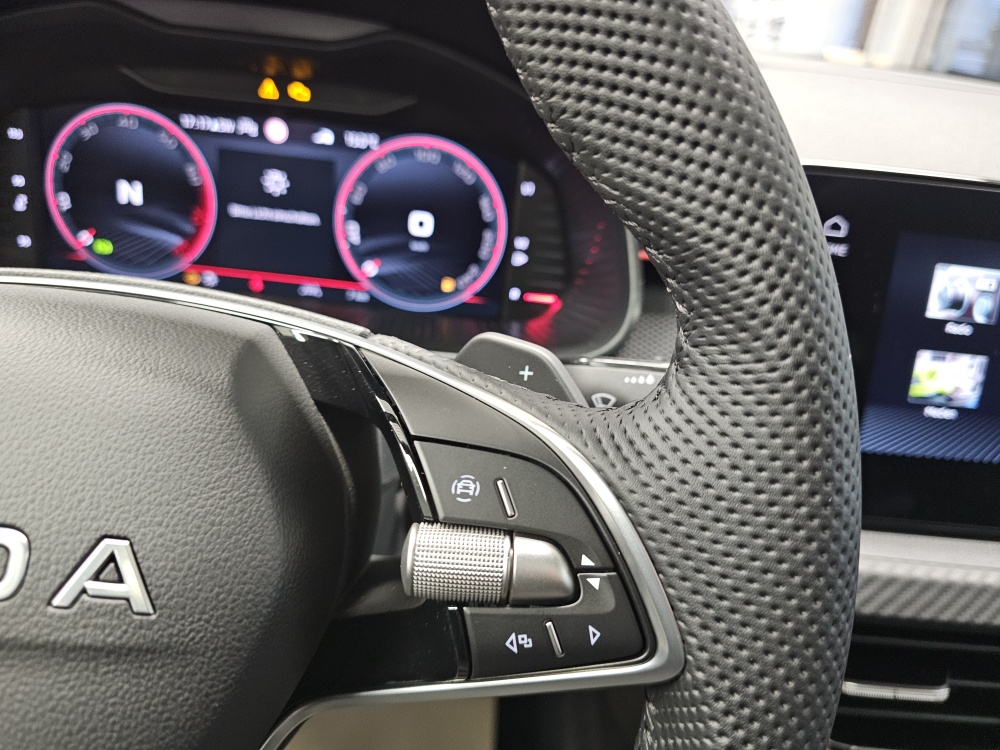 Skoda Kamiq  bei Hoffmann Automobile in Wolfsburg kaufen und sofort mitnehmen - Bild 21