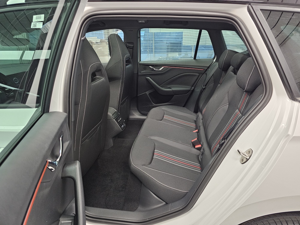 Skoda Kamiq  bei Hoffmann Automobile in Wolfsburg kaufen und sofort mitnehmen - Bild 6