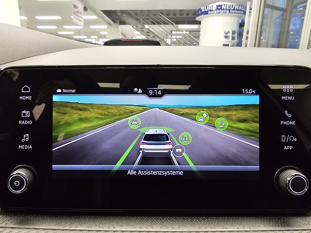 Skoda Kamiq  bei Hoffmann Automobile in Wolfsburg kaufen und sofort mitnehmen - Bild 18