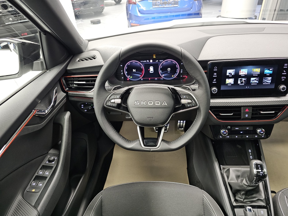 Skoda Kamiq  bei Hoffmann Automobile in Wolfsburg kaufen und sofort mitnehmen - Bild 24