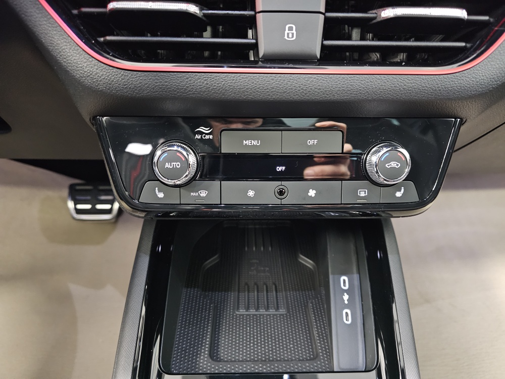 Skoda Kamiq  bei Hoffmann Automobile in Wolfsburg kaufen und sofort mitnehmen - Bild 11