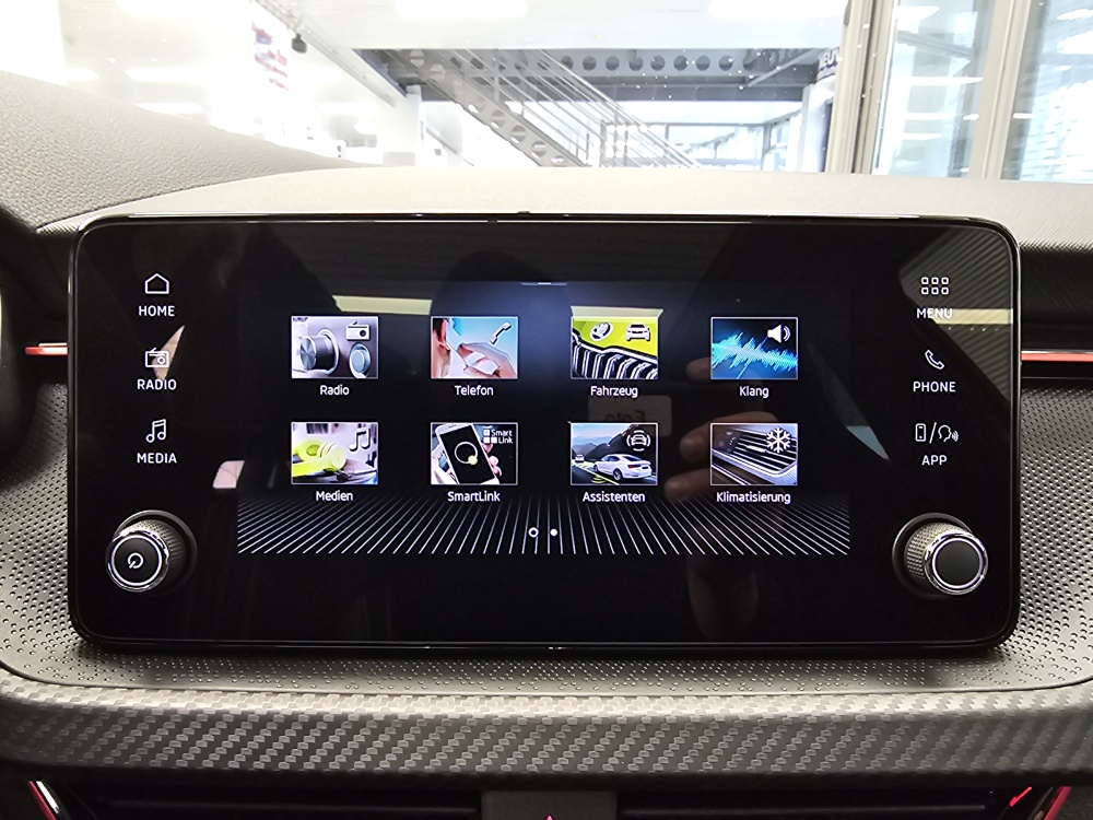 Skoda Kamiq  bei Hoffmann Automobile in Wolfsburg kaufen und sofort mitnehmen - Bild 12