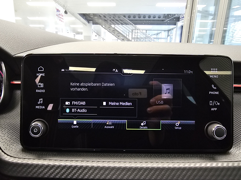 Skoda Kamiq  bei Hoffmann Automobile in Wolfsburg kaufen und sofort mitnehmen - Bild 16