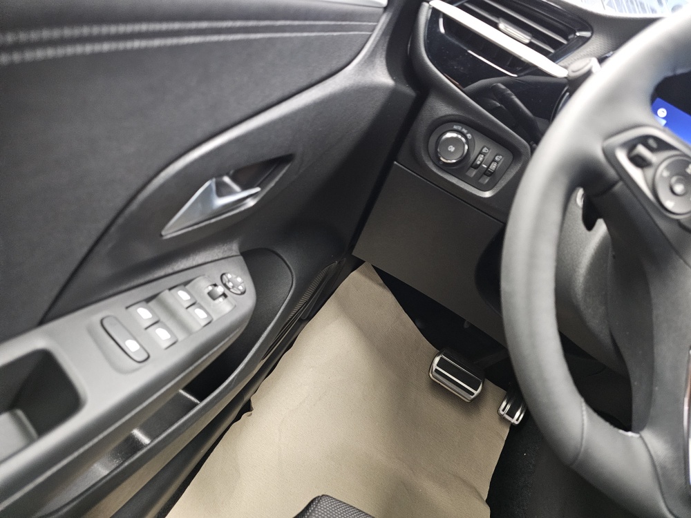 Opel Corsa  bei Hoffmann Automobile in Wolfsburg kaufen und sofort mitnehmen - Bild 18