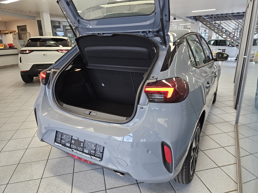 Opel Corsa  bei Hoffmann Automobile in Wolfsburg kaufen und sofort mitnehmen - Bild 2