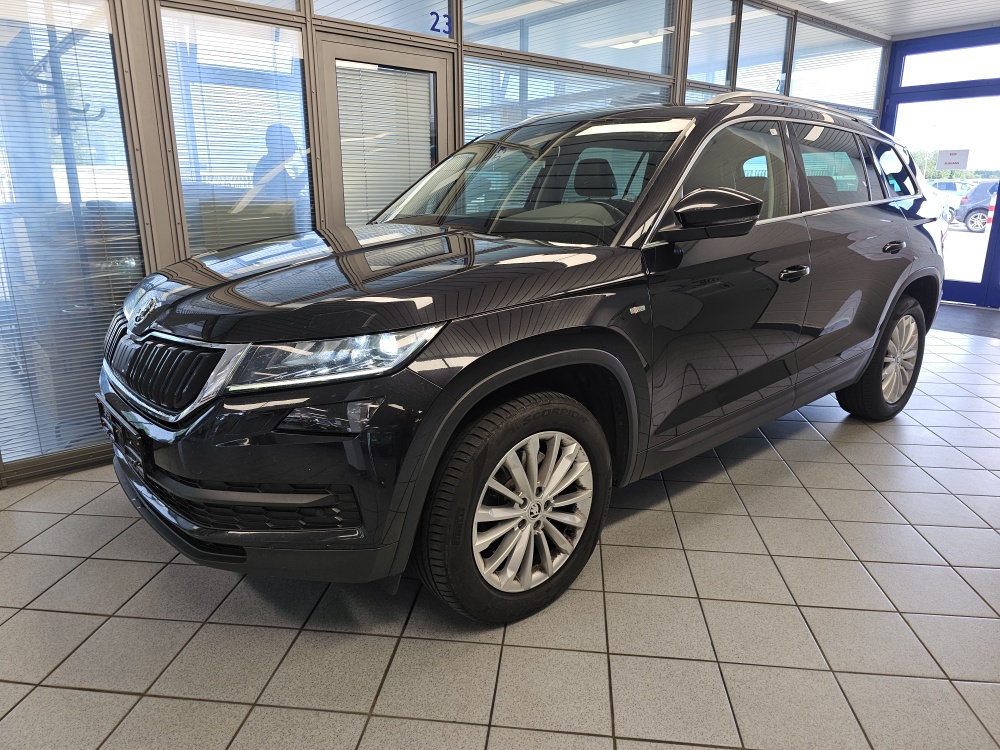 Skoda Kodiaq Ambition für nur 19.900,- € bei Hoffmann Automobile in Wolfsburg kaufen und sofort mitnehmen