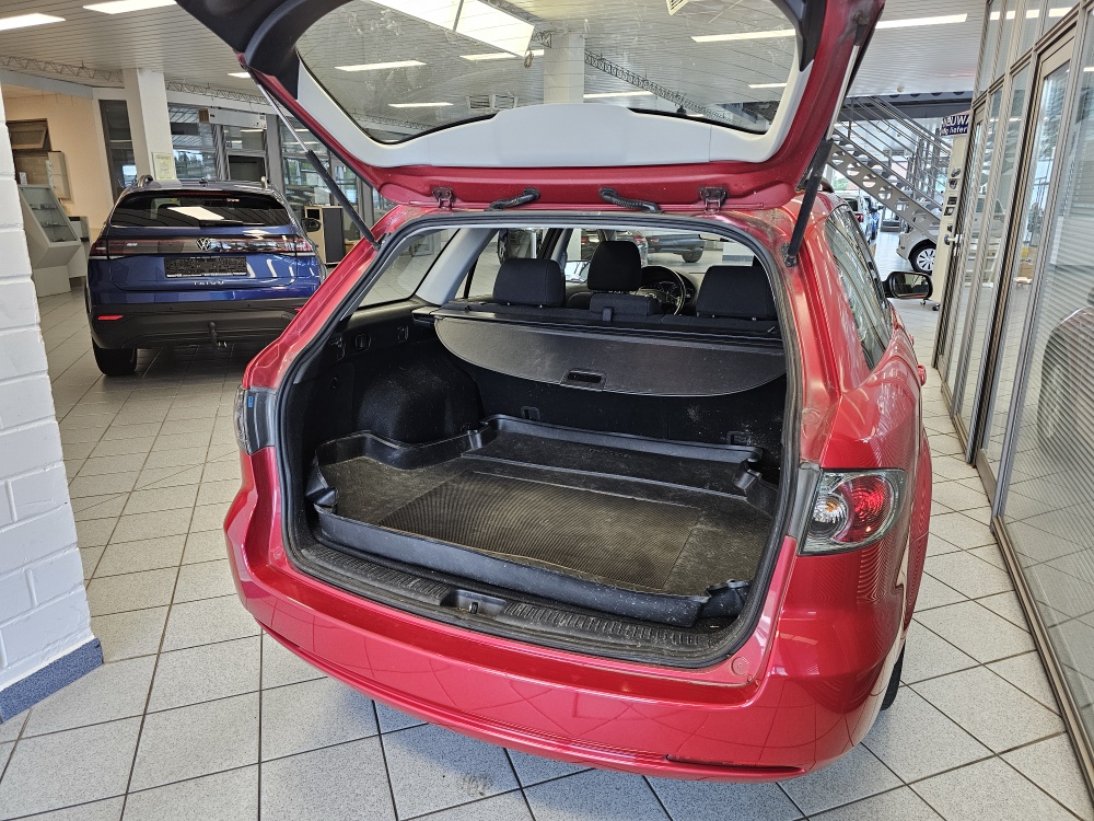 Mazda 6 Kombi  bei Hoffmann Automobile in Wolfsburg kaufen und sofort mitnehmen - Bild 2