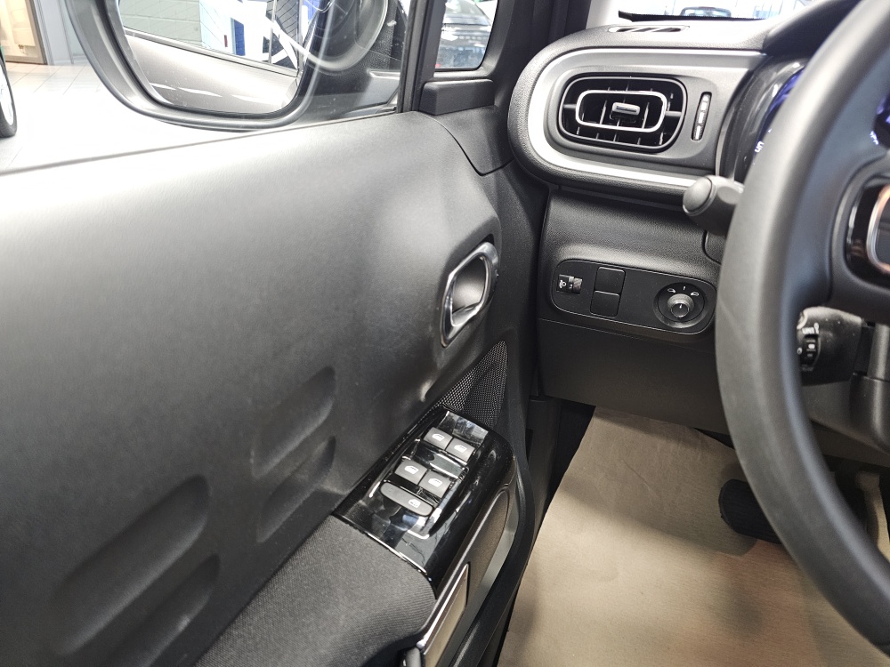 Citroen C3  bei Hoffmann Automobile in Wolfsburg kaufen und sofort mitnehmen - Bild 13