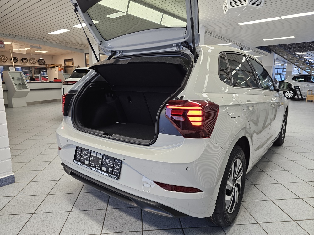 VW Polo  bei Hoffmann Automobile in Wolfsburg kaufen und sofort mitnehmen - Bild 2