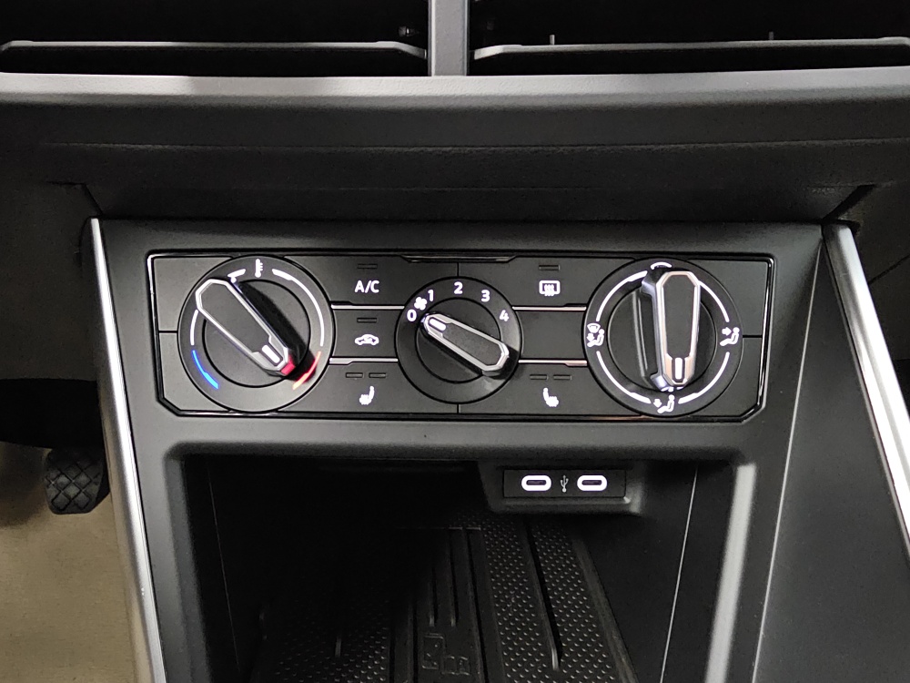 VW Polo  bei Hoffmann Automobile in Wolfsburg kaufen und sofort mitnehmen - Bild 8