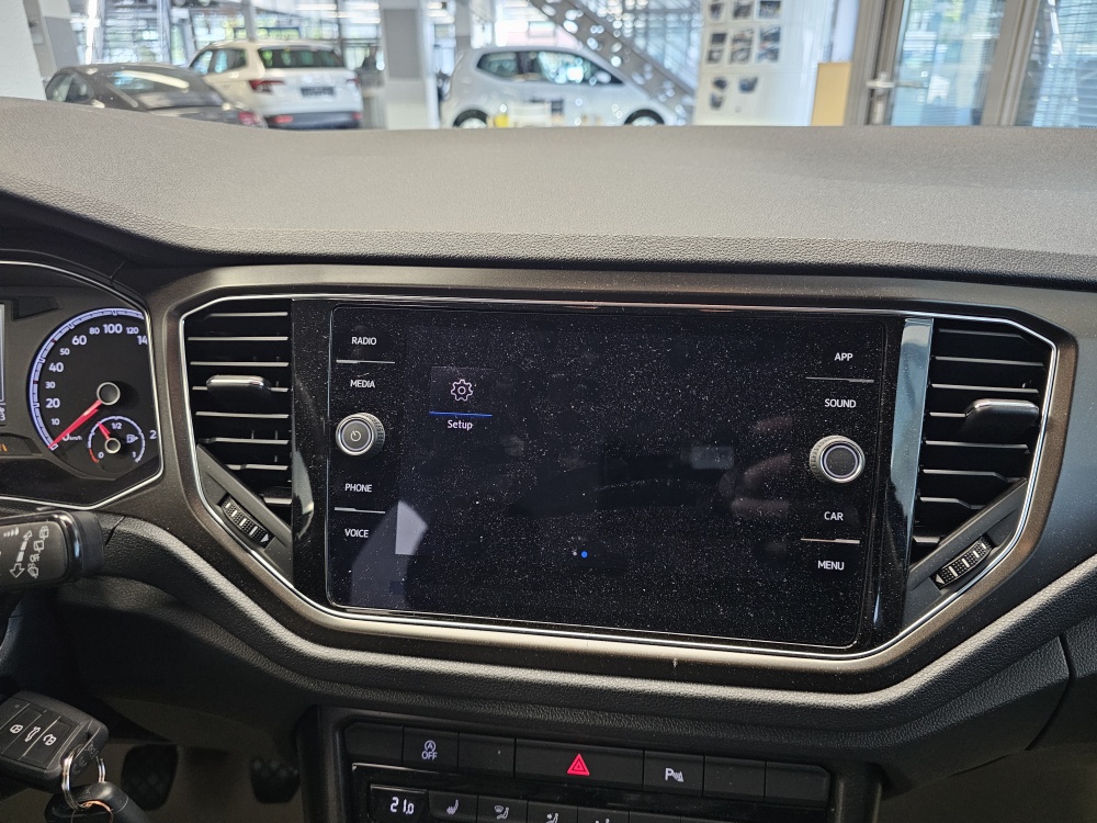 VW T-Roc  bei Hoffmann Automobile in Wolfsburg kaufen und sofort mitnehmen - Bild 10