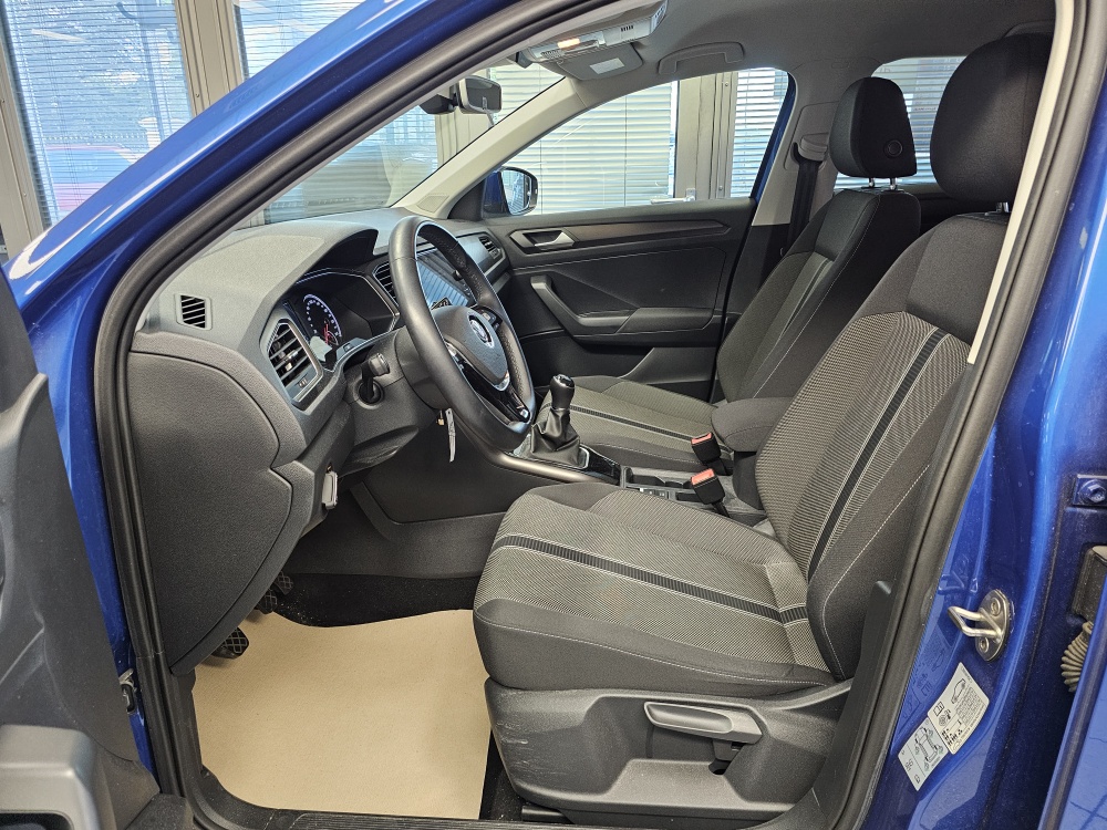VW T-Roc  bei Hoffmann Automobile in Wolfsburg kaufen und sofort mitnehmen - Bild 17