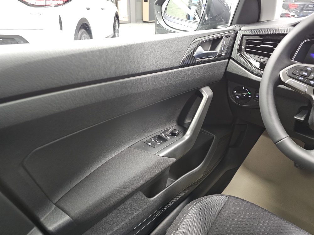 VW Taigo  bei Hoffmann Automobile in Wolfsburg kaufen und sofort mitnehmen - Bild 19