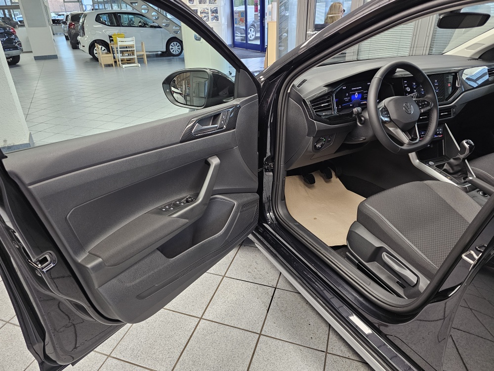 VW Taigo  bei Hoffmann Automobile in Wolfsburg kaufen und sofort mitnehmen - Bild 24