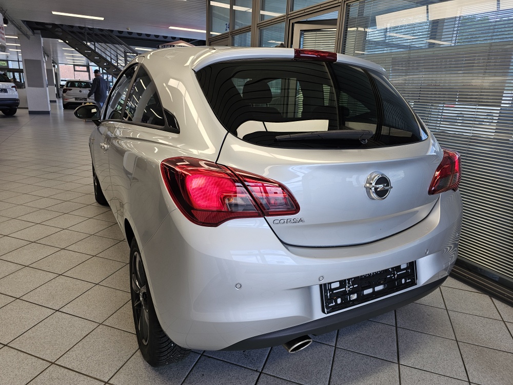 Opel Corsa  bei Hoffmann Automobile in Wolfsburg kaufen und sofort mitnehmen - Bild 3