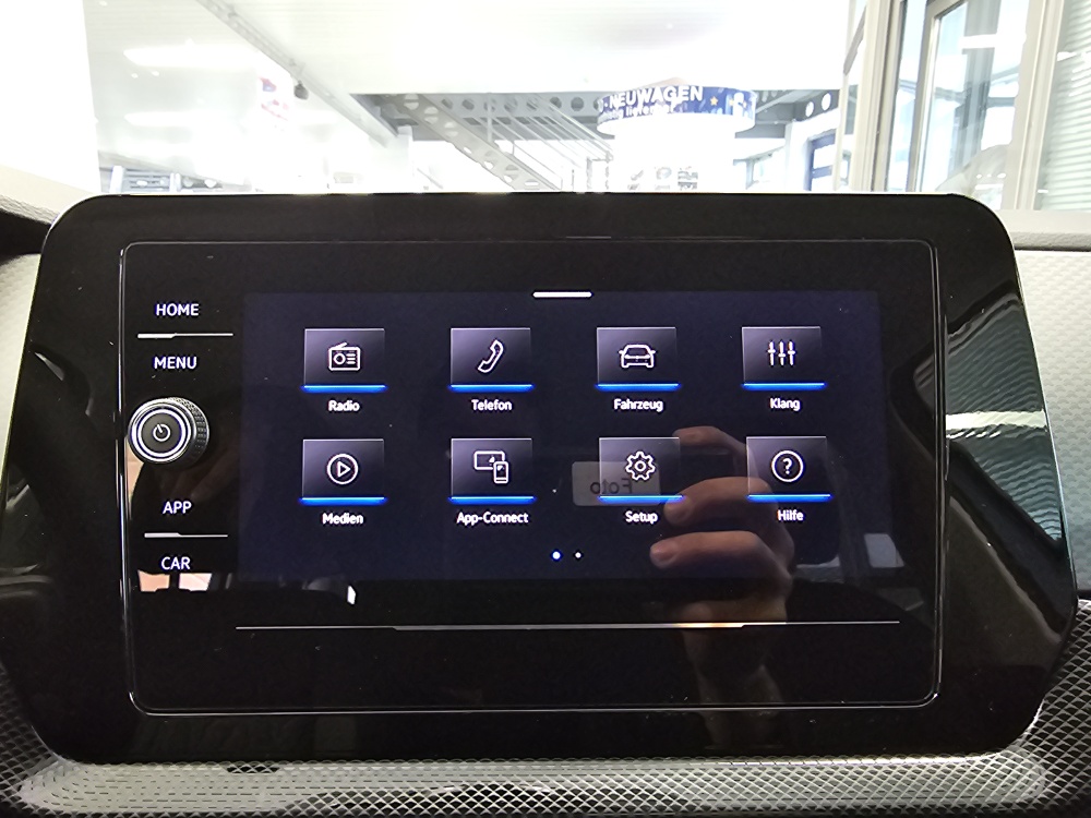 VW T-Cross  bei Hoffmann Automobile in Wolfsburg kaufen und sofort mitnehmen - Bild 9