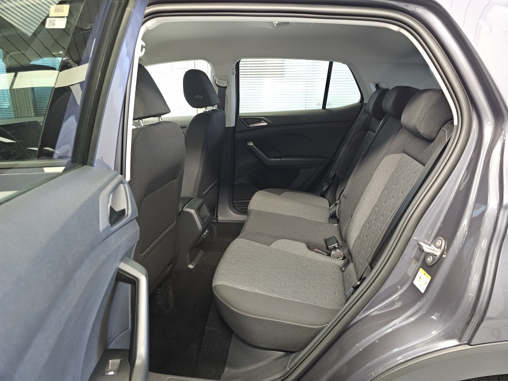 VW T-Cross bei Hoffmann Automobile in Wolfsburg kaufen und sofort mitnehmen - Bild 5