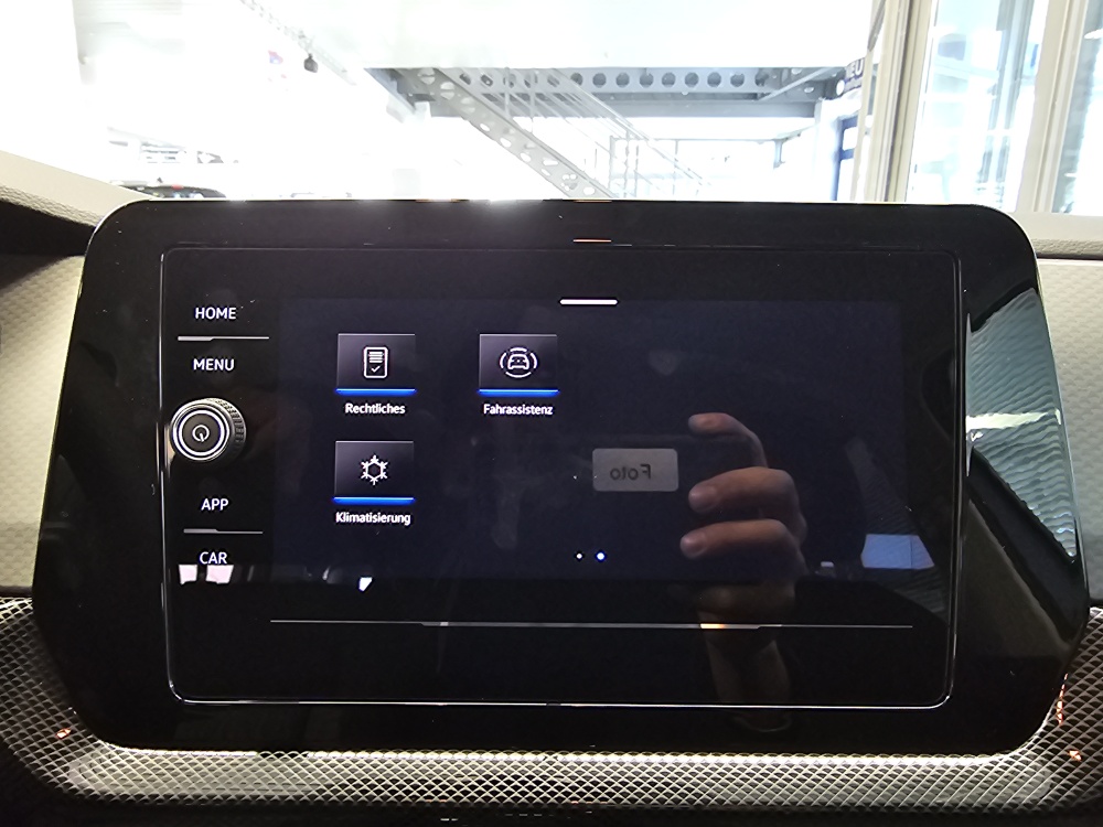 VW T-Cross  bei Hoffmann Automobile in Wolfsburg kaufen und sofort mitnehmen - Bild 11