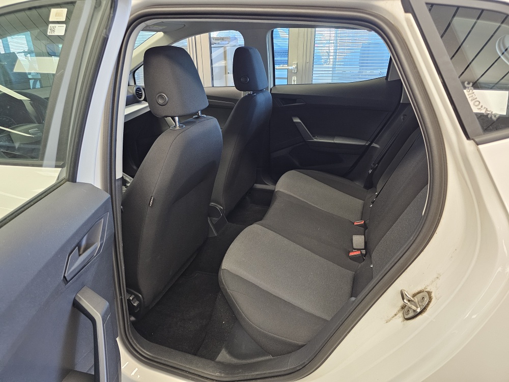 Seat Ibiza  bei Hoffmann Automobile in Wolfsburg kaufen und sofort mitnehmen - Bild 4