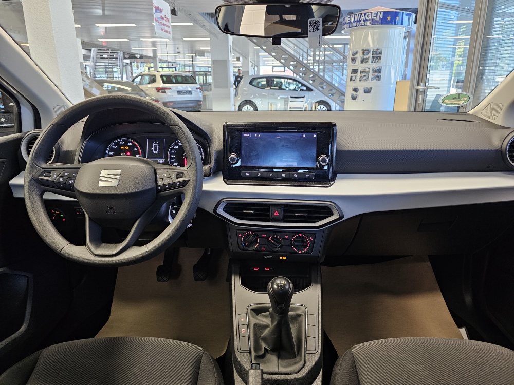 Seat Ibiza  bei Hoffmann Automobile in Wolfsburg kaufen und sofort mitnehmen - Bild 5