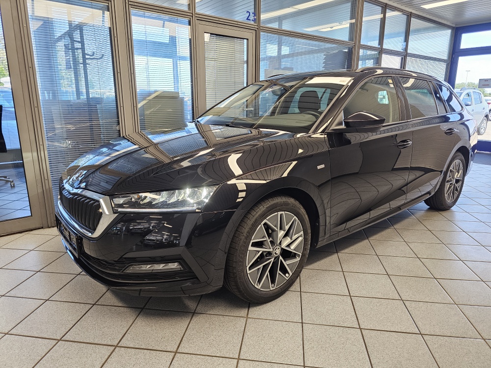 Skoda Octavia Combi Ambition für nur 20.900,- € bei Hoffmann Automobile in Wolfsburg kaufen und sofort mitnehmen