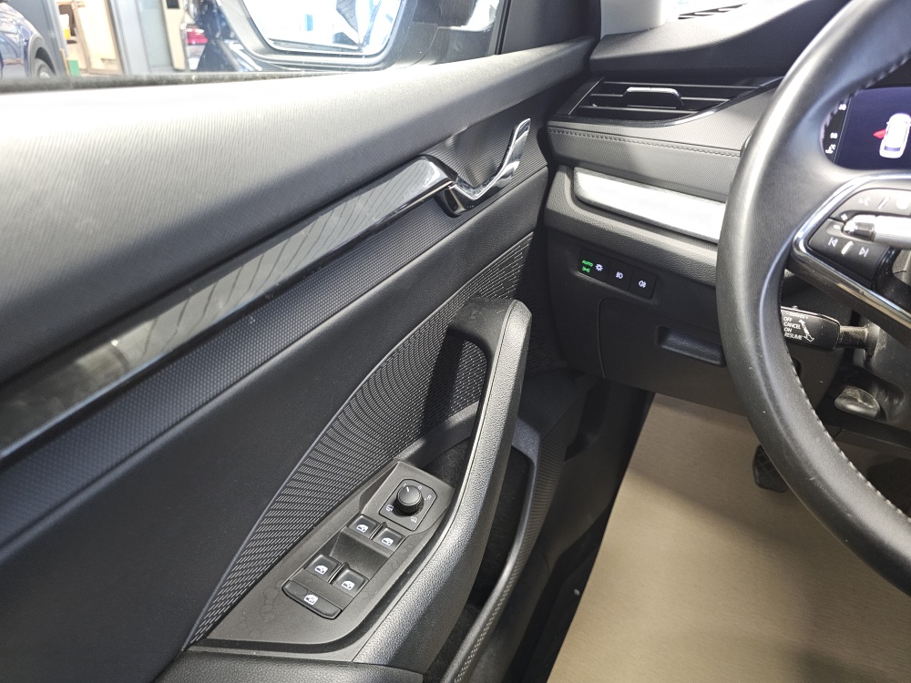 Skoda Octavia Combi  bei Hoffmann Automobile in Wolfsburg kaufen und sofort mitnehmen - Bild 20