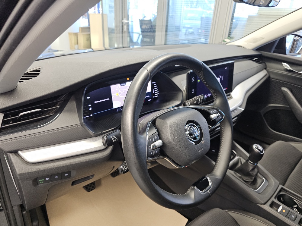 Skoda Octavia Combi  bei Hoffmann Automobile in Wolfsburg kaufen und sofort mitnehmen - Bild 22