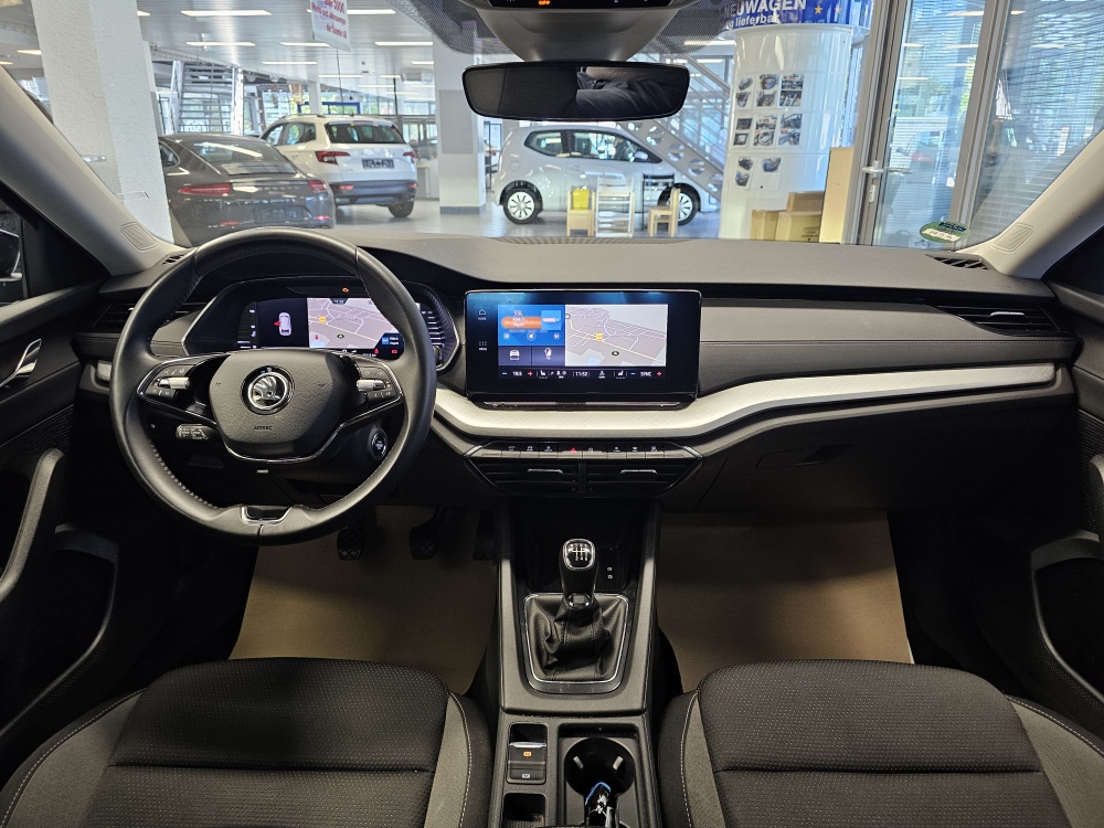 Skoda Octavia Combi  bei Hoffmann Automobile in Wolfsburg kaufen und sofort mitnehmen - Bild 7