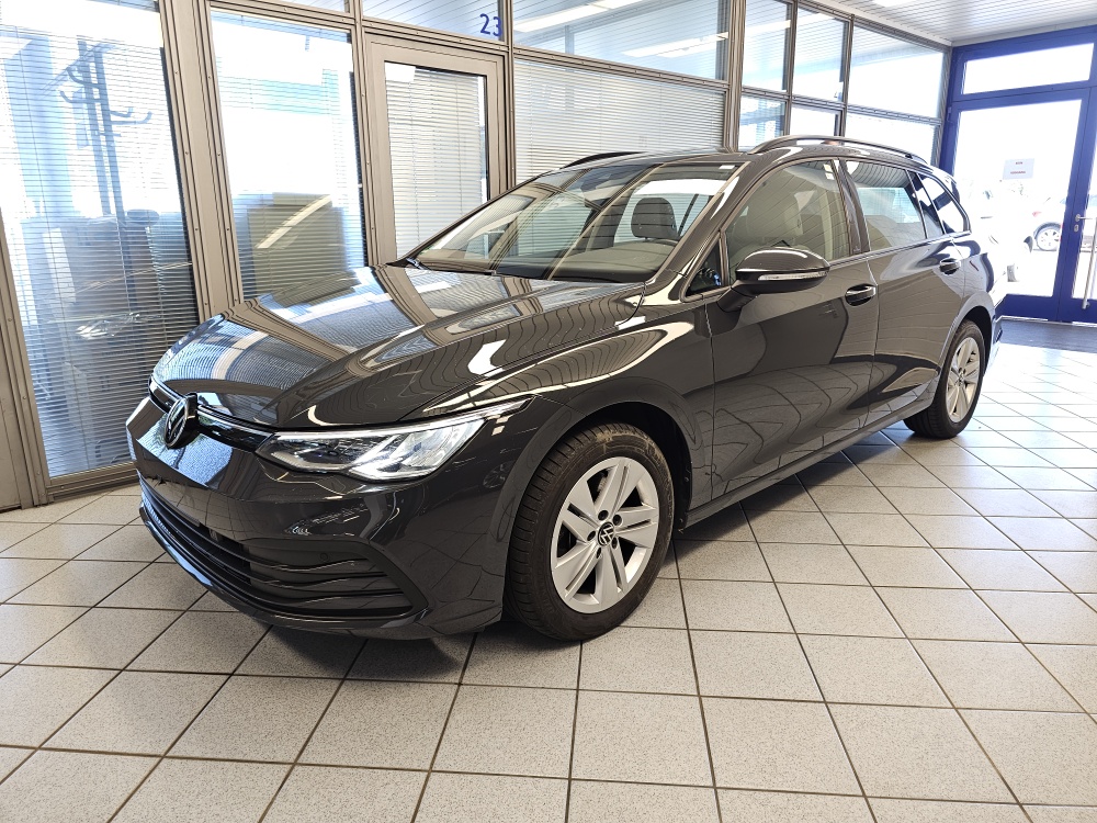 VW Golf Variant Life für nur 18.700,- € bei Hoffmann Automobile in Wolfsburg kaufen und sofort mitnehmen