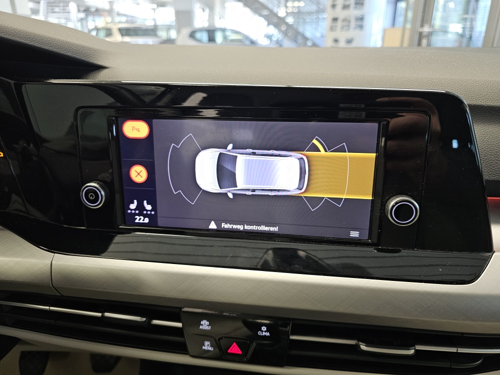 VW Golf Variant  bei Hoffmann Automobile in Wolfsburg kaufen und sofort mitnehmen - Bild 13
