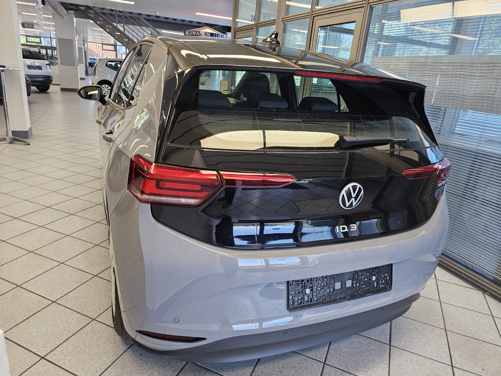 VW ID.3  bei Hoffmann Automobile in Wolfsburg kaufen und sofort mitnehmen - Bild 4