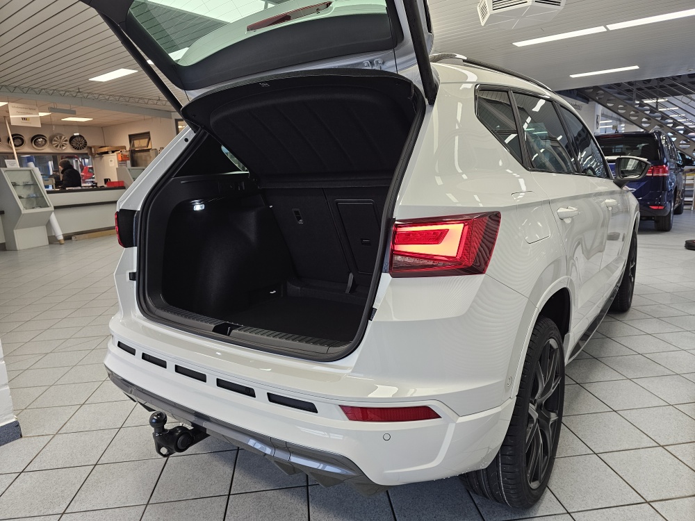 Cupra Ateca  bei Hoffmann Automobile in Wolfsburg kaufen und sofort mitnehmen - Bild 2
