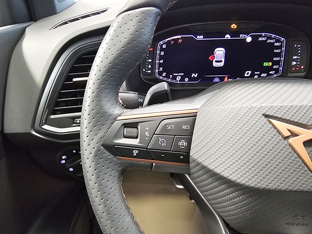 Cupra Ateca bei Hoffmann Automobile in Wolfsburg kaufen und sofort mitnehmen - Bild 22