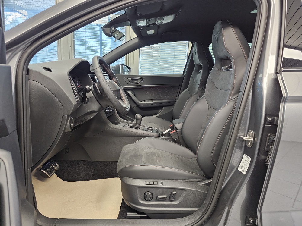 Cupra Ateca bei Hoffmann Automobile in Wolfsburg kaufen und sofort mitnehmen - Bild 26