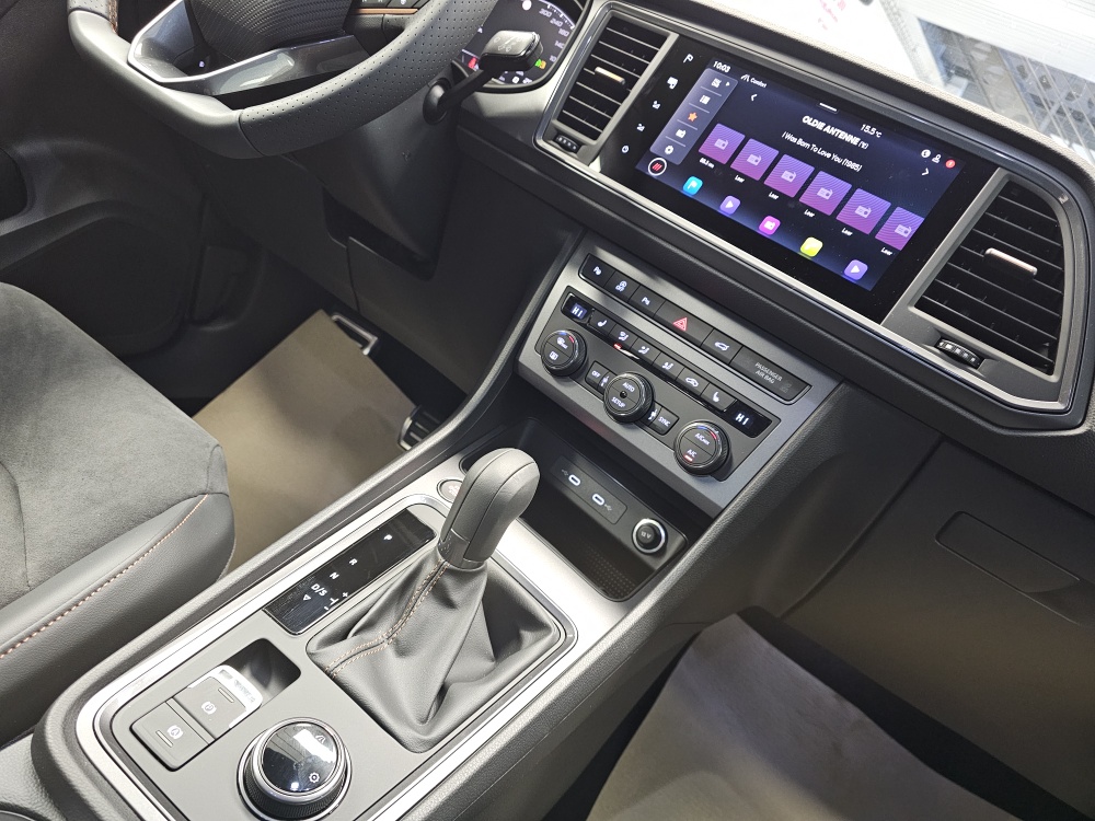 Cupra Ateca  bei Hoffmann Automobile in Wolfsburg kaufen und sofort mitnehmen - Bild 10