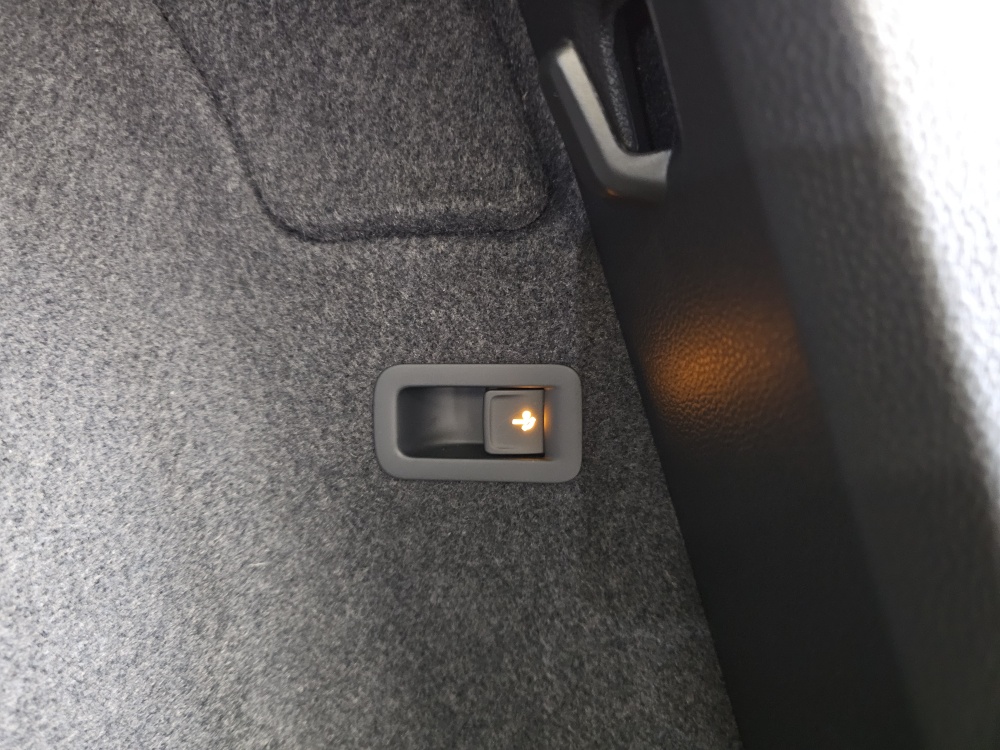 Cupra Ateca  bei Hoffmann Automobile in Wolfsburg kaufen und sofort mitnehmen - Bild 3