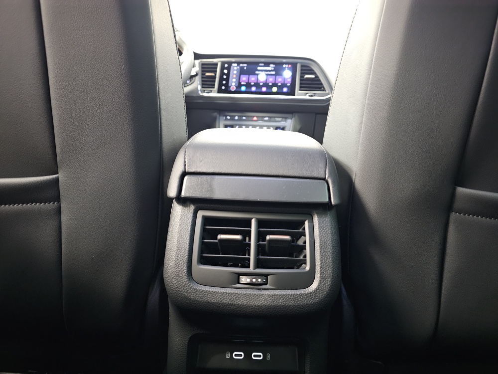 Cupra Ateca  bei Hoffmann Automobile in Wolfsburg kaufen und sofort mitnehmen - Bild 8