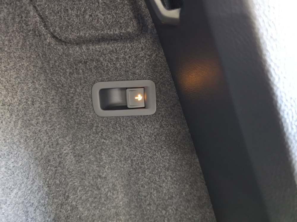 Cupra Ateca  bei Hoffmann Automobile in Wolfsburg kaufen und sofort mitnehmen - Bild 4