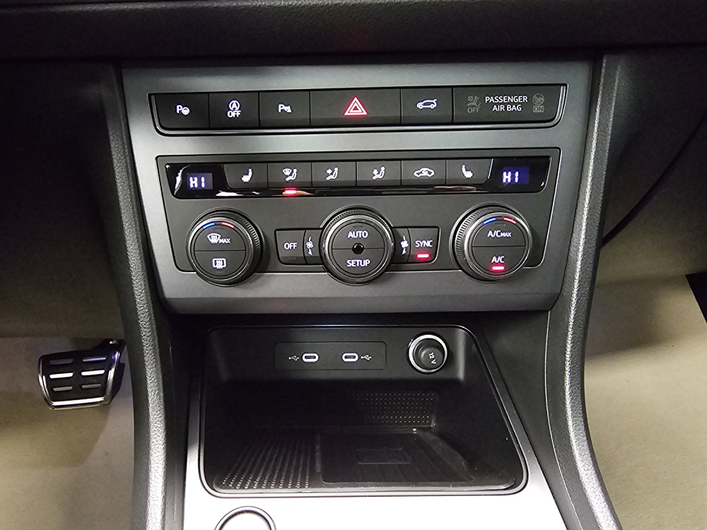 Cupra Ateca  bei Hoffmann Automobile in Wolfsburg kaufen und sofort mitnehmen - Bild 12