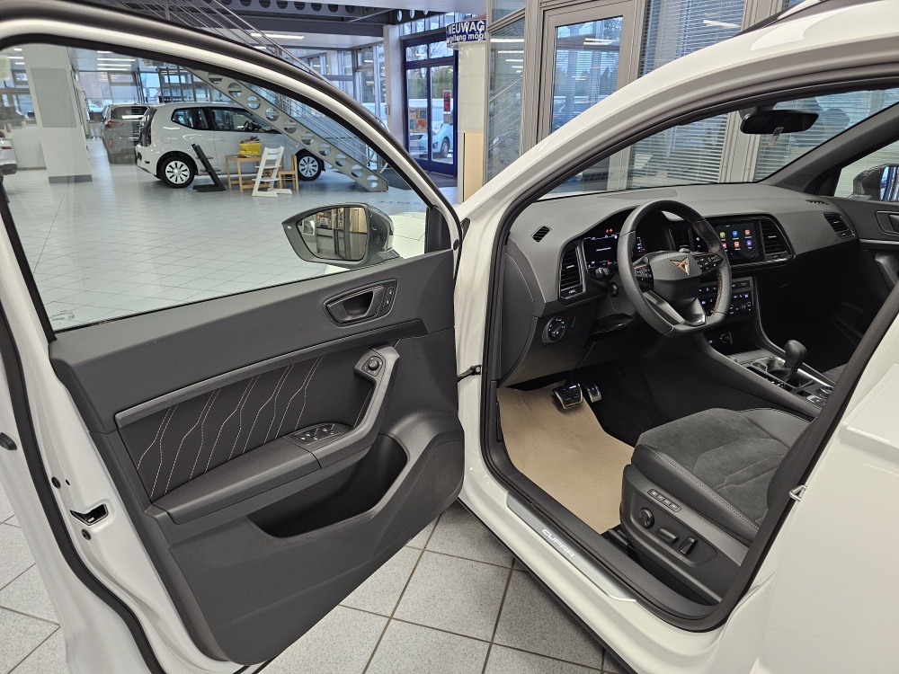 Cupra Ateca  bei Hoffmann Automobile in Wolfsburg kaufen und sofort mitnehmen - Bild 30