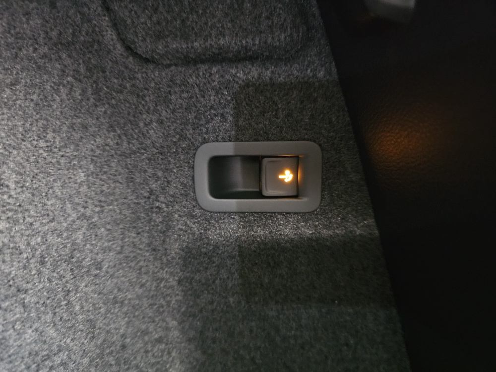 Cupra Ateca  bei Hoffmann Automobile in Wolfsburg kaufen und sofort mitnehmen - Bild 4