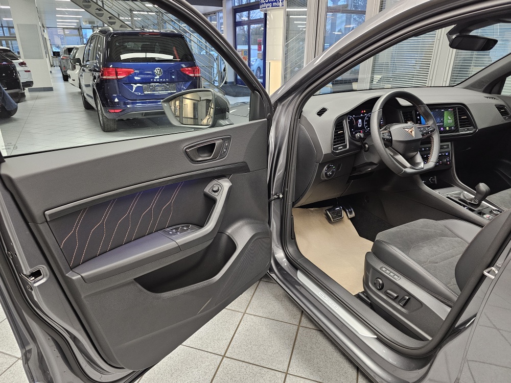Cupra Ateca  bei Hoffmann Automobile in Wolfsburg kaufen und sofort mitnehmen - Bild 29