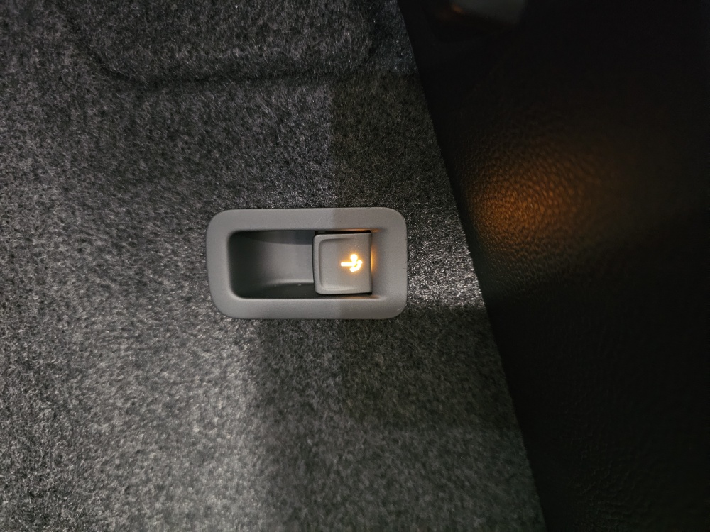 Cupra Ateca  bei Hoffmann Automobile in Wolfsburg kaufen und sofort mitnehmen - Bild 3