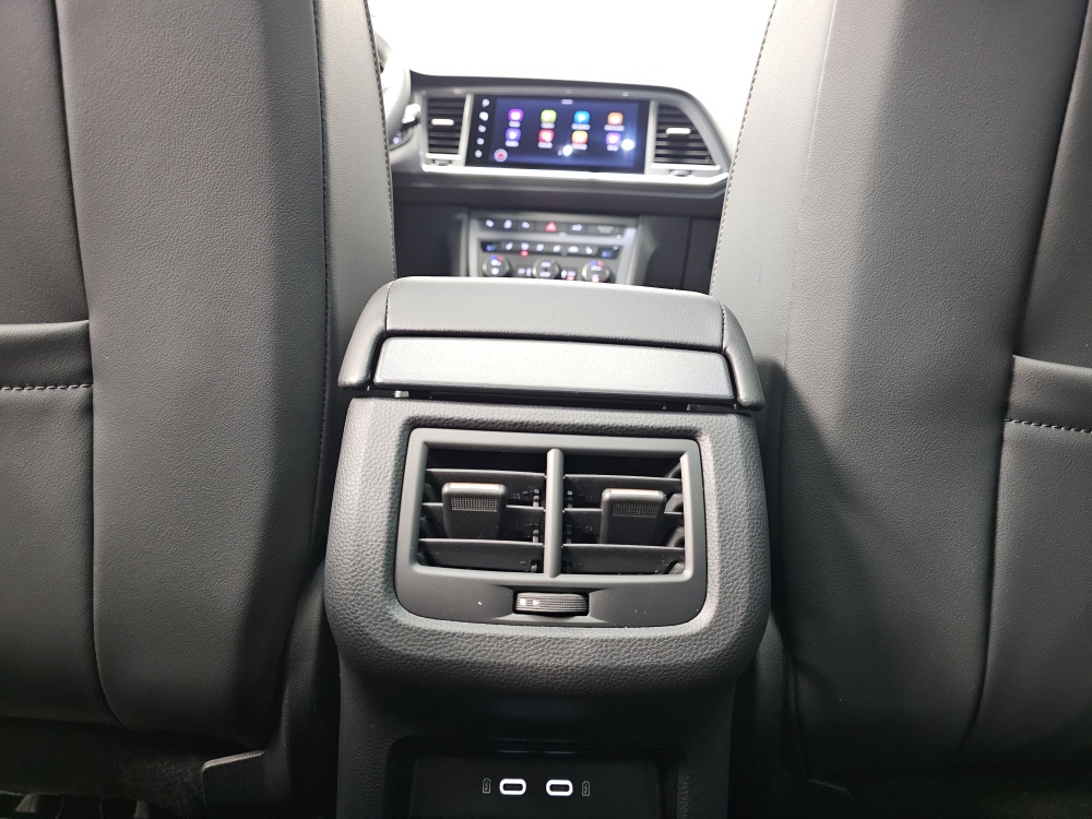 Cupra Ateca  bei Hoffmann Automobile in Wolfsburg kaufen und sofort mitnehmen - Bild 8