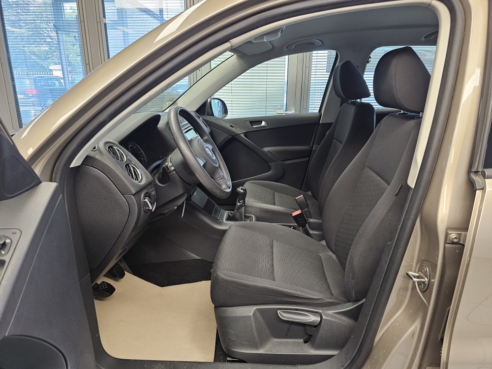 VW Tiguan  bei Hoffmann Automobile in Wolfsburg kaufen und sofort mitnehmen - Bild 12